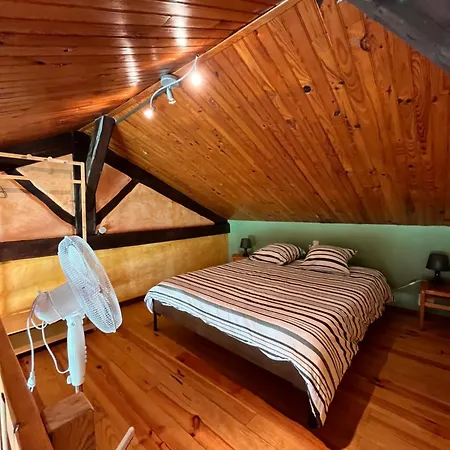 Semesterbostad De La Chocolaterie Vire-sur-Lot